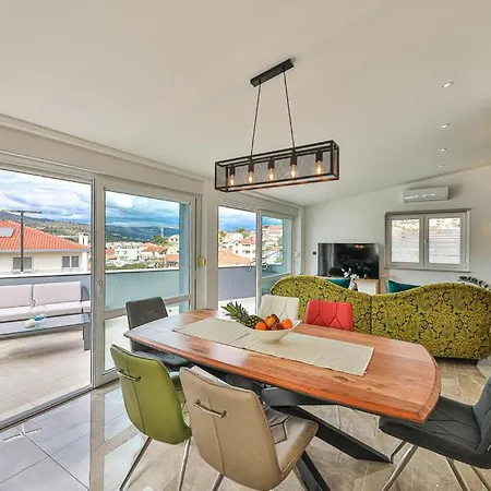 Premium With Jacuzzi *