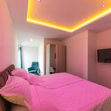 Premium With Jacuzzi *