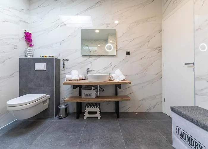 Apartamento Premium With Jacuzzi Trogir