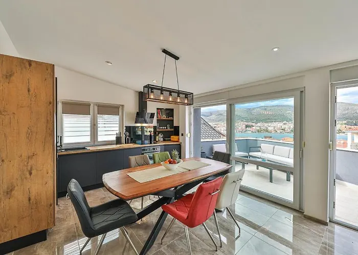 Premium With Jacuzzi *